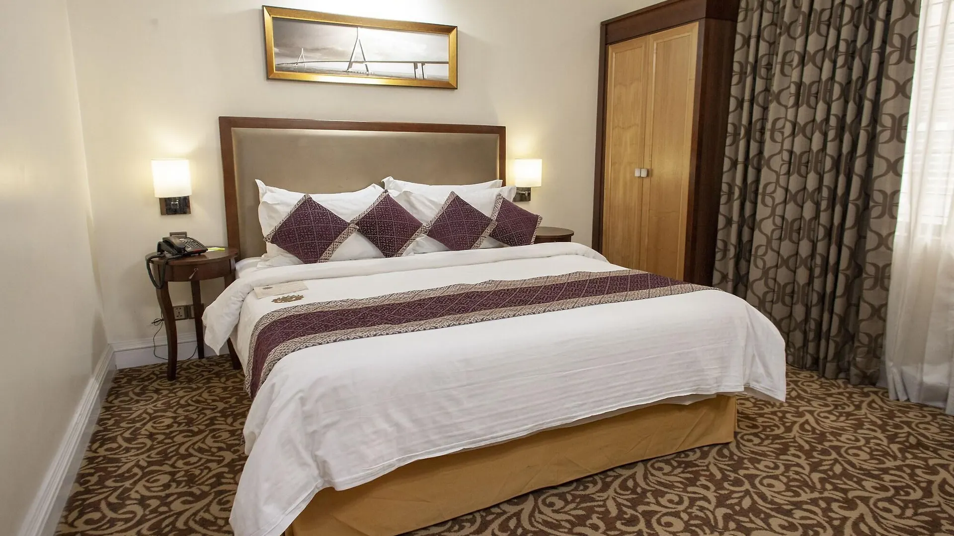 Royal Park Residence Hotel Dhaka