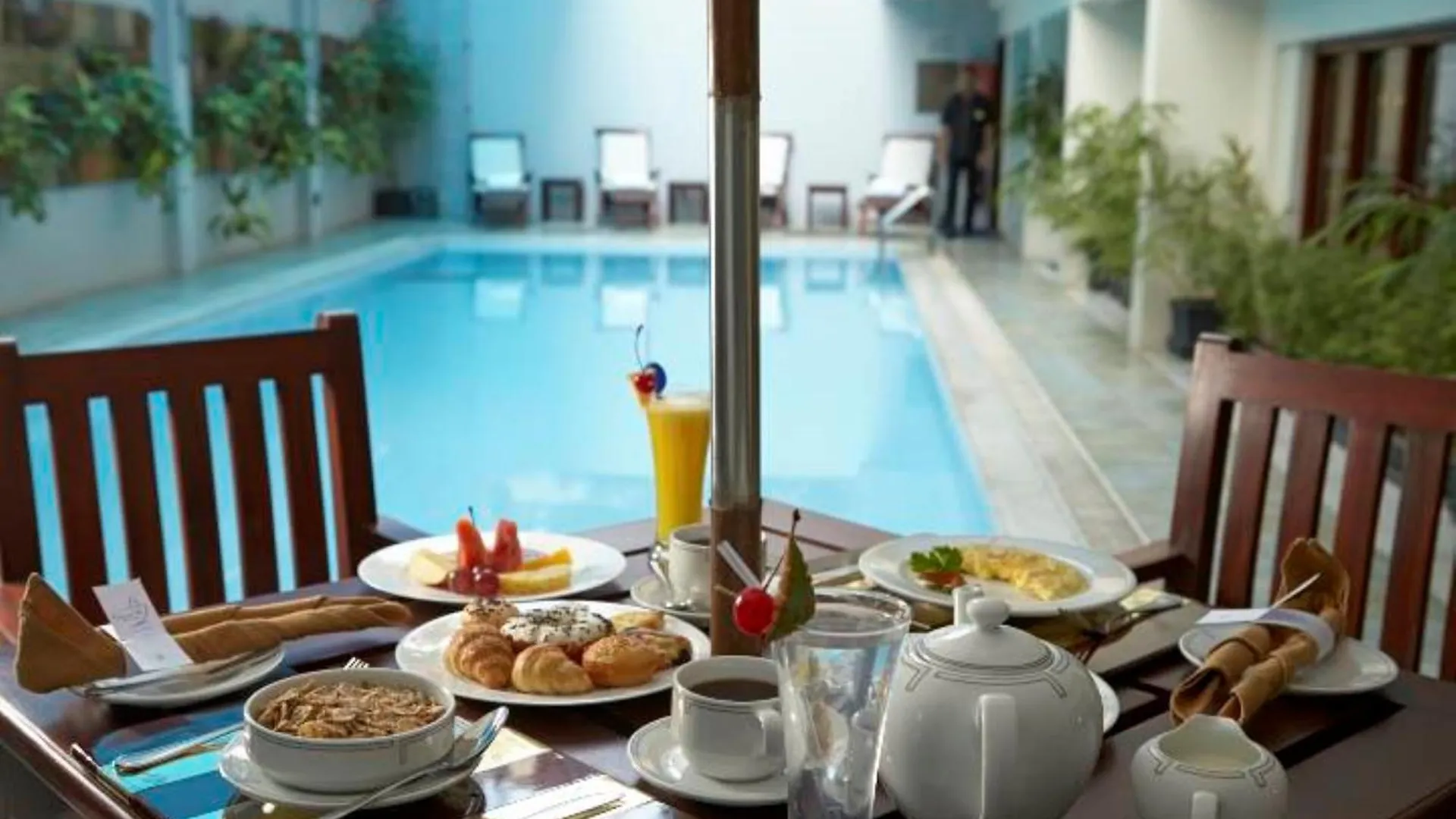 Royal Park Residence Hotel Dhaka