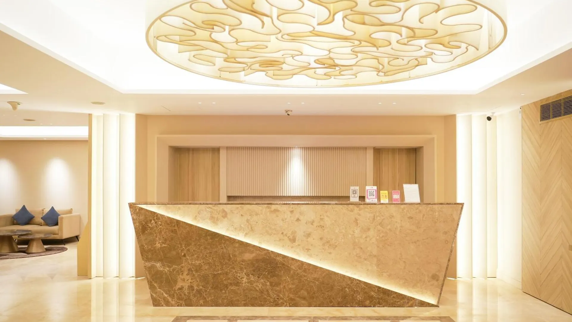 Royal Park Residence Hotel Dhaka