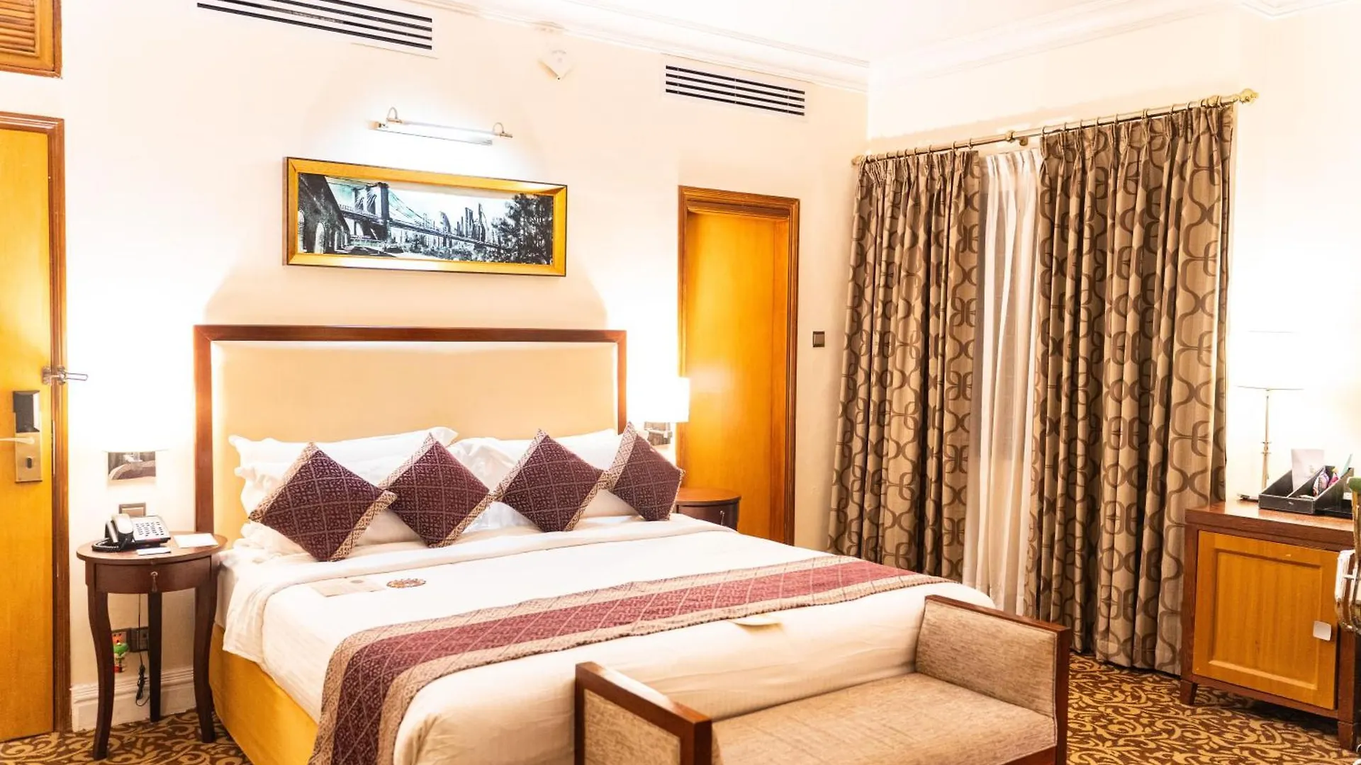 Royal Park Residence Hotel Dakka