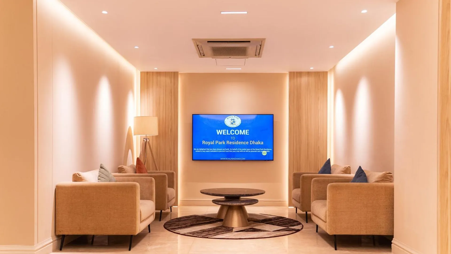 Royal Park Residence Hotel Dhaka 4*,