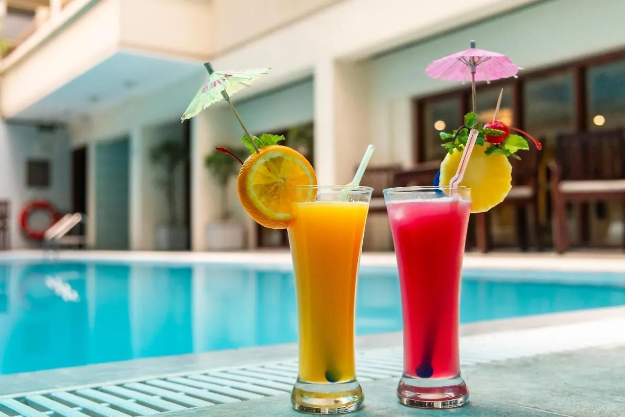 Royal Park Residence Hotel Dhaka 4*,